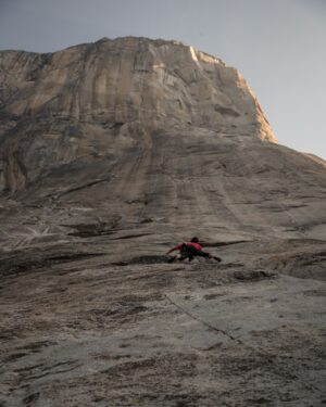 Jimmy Chin Instagram - @alexhonnold ropeless on El Cap, with a lot of wall above him...