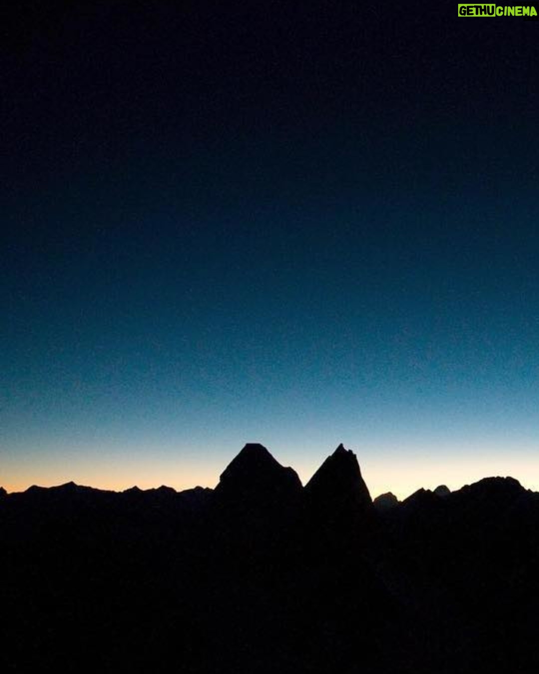 Jimmy Chin Instagram - Waiting for the sun. Garwhal Himalaya.