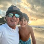 Jimmy Chin Instagram - Fam time is the best time… Happy New Year from Brazil! Sending much love and gratitude from the southern hemisphere ❤️🙏🏼 James and Marina have officially begun training to hang w uncle @paulnicklen and auntie @mitty! Stoke is high… Marina got her open water cert and James…well James got his always game for anything trying to keep up w his sis certification 😂 @chaivasarhelyi