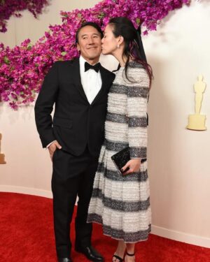Jimmy Chin Instagram - Oscars weekend come and gone. Always a whirlwind of emotions and anticipation. No hardware for team NYAD but it was a true honor to be there and a great capstone to such a wild journey with our first narrative feature. Of course it also turned out to be a pretty epic date night w my beautiful and brilliant wife and co-director @chaivasarhelyi.
 
We are so proud of Jodie and Annette and their incredible performances. They were our guiding lights through this whole process and we learned so much from both of them. Being our first narrative, there were a lot of unknowns for us and we certainly felt quite a bit of pressure. We are deeply deeply grateful to everyone who supported us through the process. @claudiomirandadop and his team, our entire crew, Jamie Marshall, our first A.D. our producers Teddy Schwartzman and Andrew Lazar and so many more. Thank you to @netflix for believing in us. All in all, we’re quite happy with how everything turned out. Especially our date! 

Thanks for capturing a few of the moments @tommyagriodimas.tiff