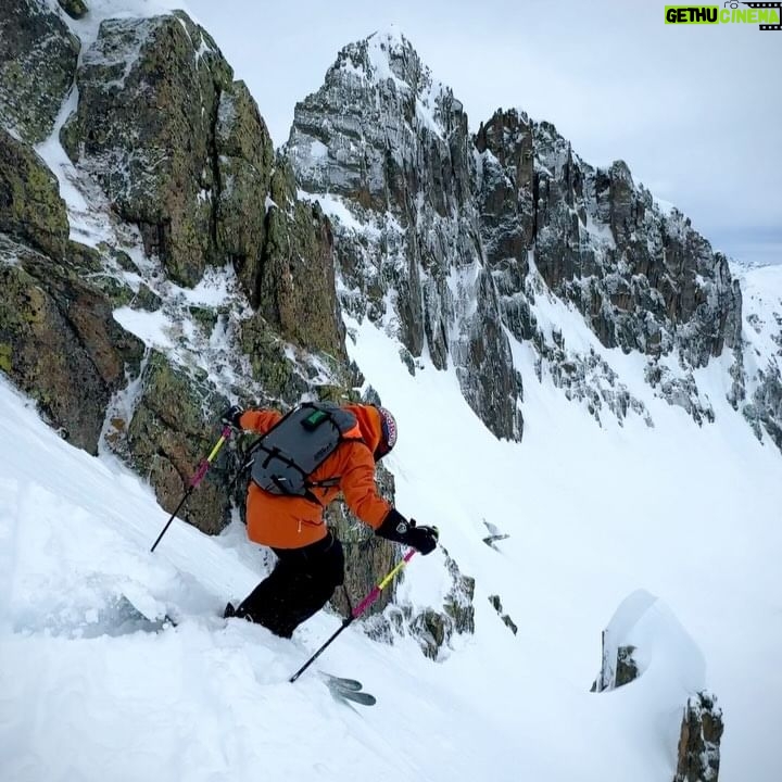 Jimmy Chin Instagram - Spring break full send Lots of shredding, climbing, friends, family and extreme amounts of fondue. I think we finally tired out the kids 😂 @chaivasarhelyi #chamonix #arlberg 1st 📸 by @kitdski