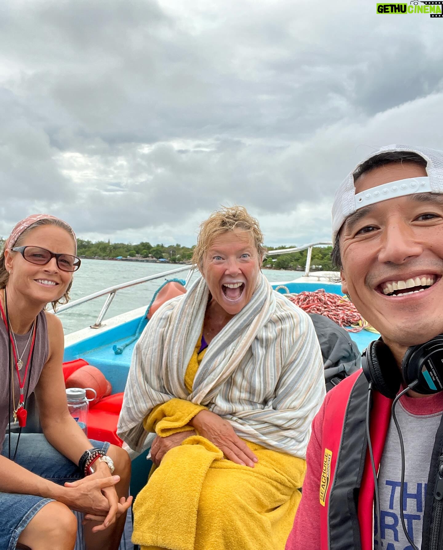 Jimmy Chin Instagram - We are so proud of these two incredible human beings. @nyadmovie has been a grand journey to share w Annette and Jody over the last few years - from a year of development / working on the script together, pre production, rehearsals, filming for grueling hours weeks months on set and in the water, post production, the film release and beyond. They have been excellent mentors, friends, collaborators and shown us the beauty and art of the craft of acting (or not acting but embodying as it were). @chaivasarhelyi and I have been endlessly inspired by how they move through the world with such grace and passion both as actors and human beings. We are so happy to see their work recognized. If you haven’t seen their beautiful performances in @nyadmovie, I hope you take the time to see them soon. @chaivasarhelyi @littlemonsterfilmsofficial @nyadmovie @netflixfilm