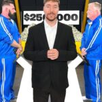 Jimmy Donaldson Instagram - Would you Split or Steal $250,000?