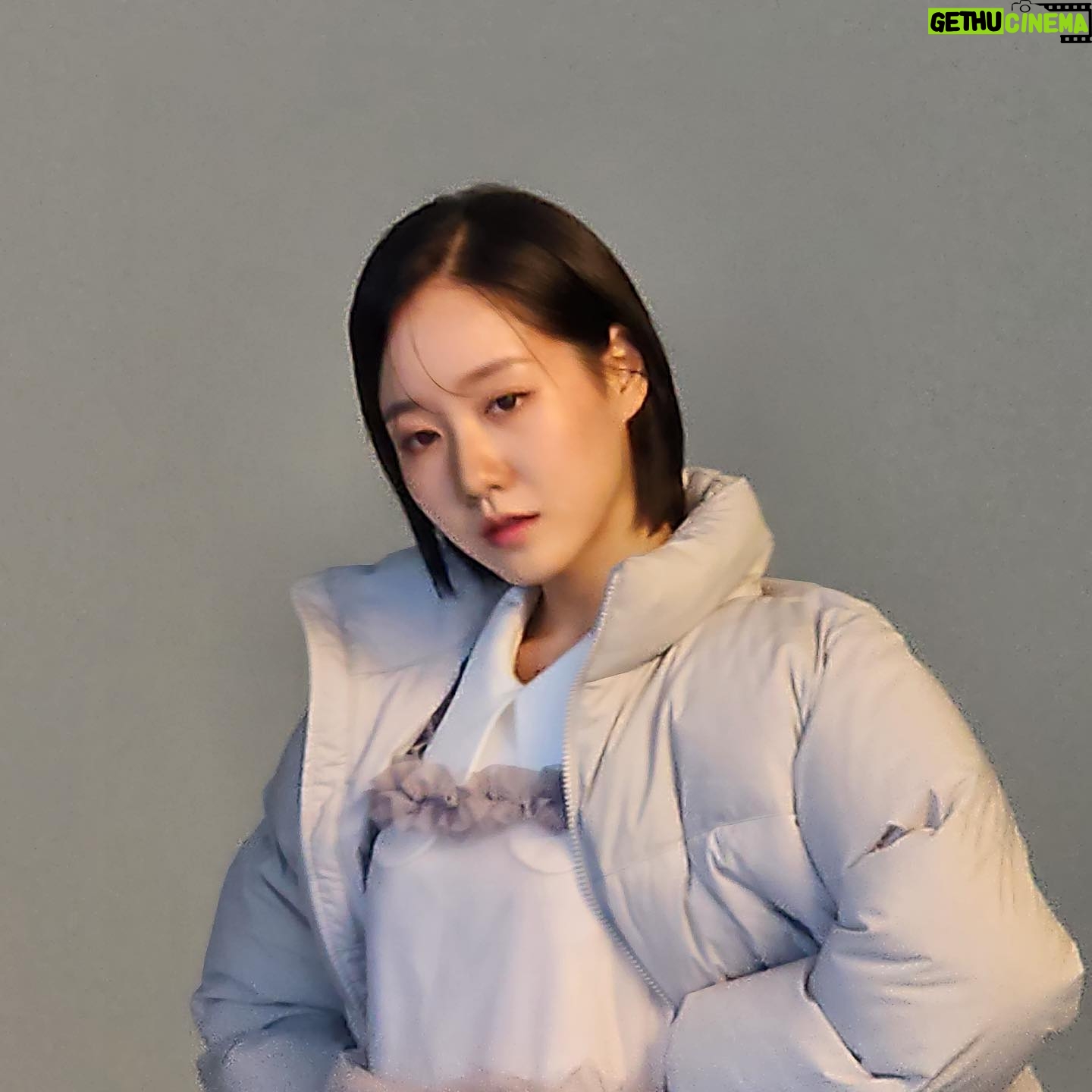 Jin Ji-hee - 3 Likes - #무신사스탠다드스포츠 촬영📸🖤