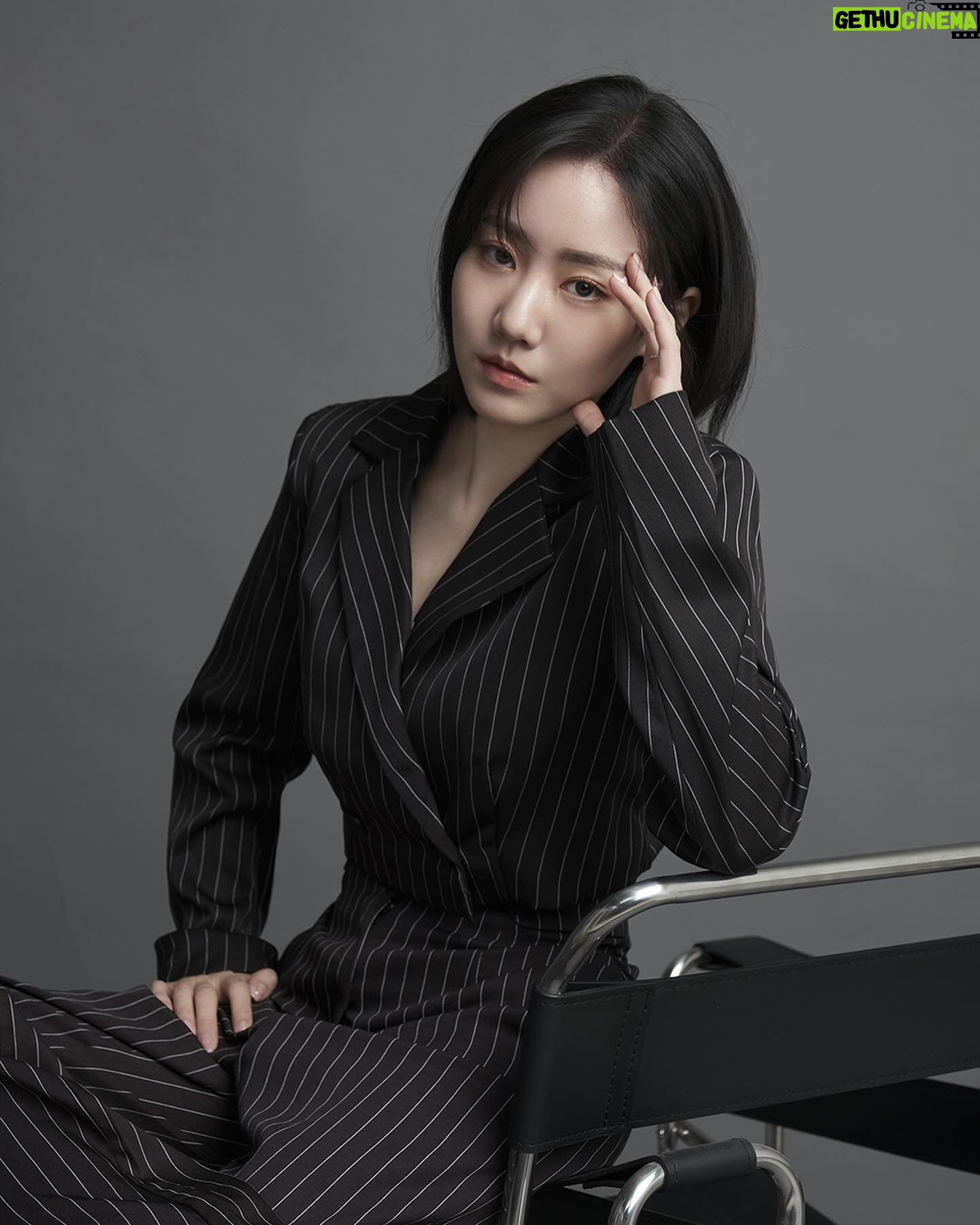 Jin Ji-hee - 3 Likes - 2024 NEW💙