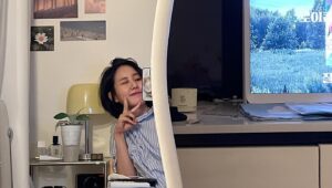 Jin Ji-hee Instagram - Bye 2023🐰🍀
유라와 니나와 가을이와 서연이,, 그리고 지희로 보냈던 한 해.
여러분들과 함께해서 더 따뜻한 해였습니다.
새해 복 많이 받으세요🙂