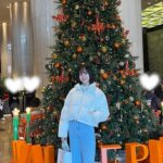 Jin Ji-hee Instagram - Sweet Cristmas🎅🏻🎄💝📱 with👨‍👩‍👧/👯‍♀️