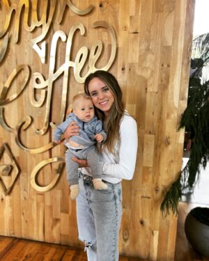 Jinger Vuolo Instagram - We had the best time in Arkansas visiting my family. Girl time with all of my sisters and sweet mama, meeting some new nieces and nephews, eating lots of good food, and many late night conversations.