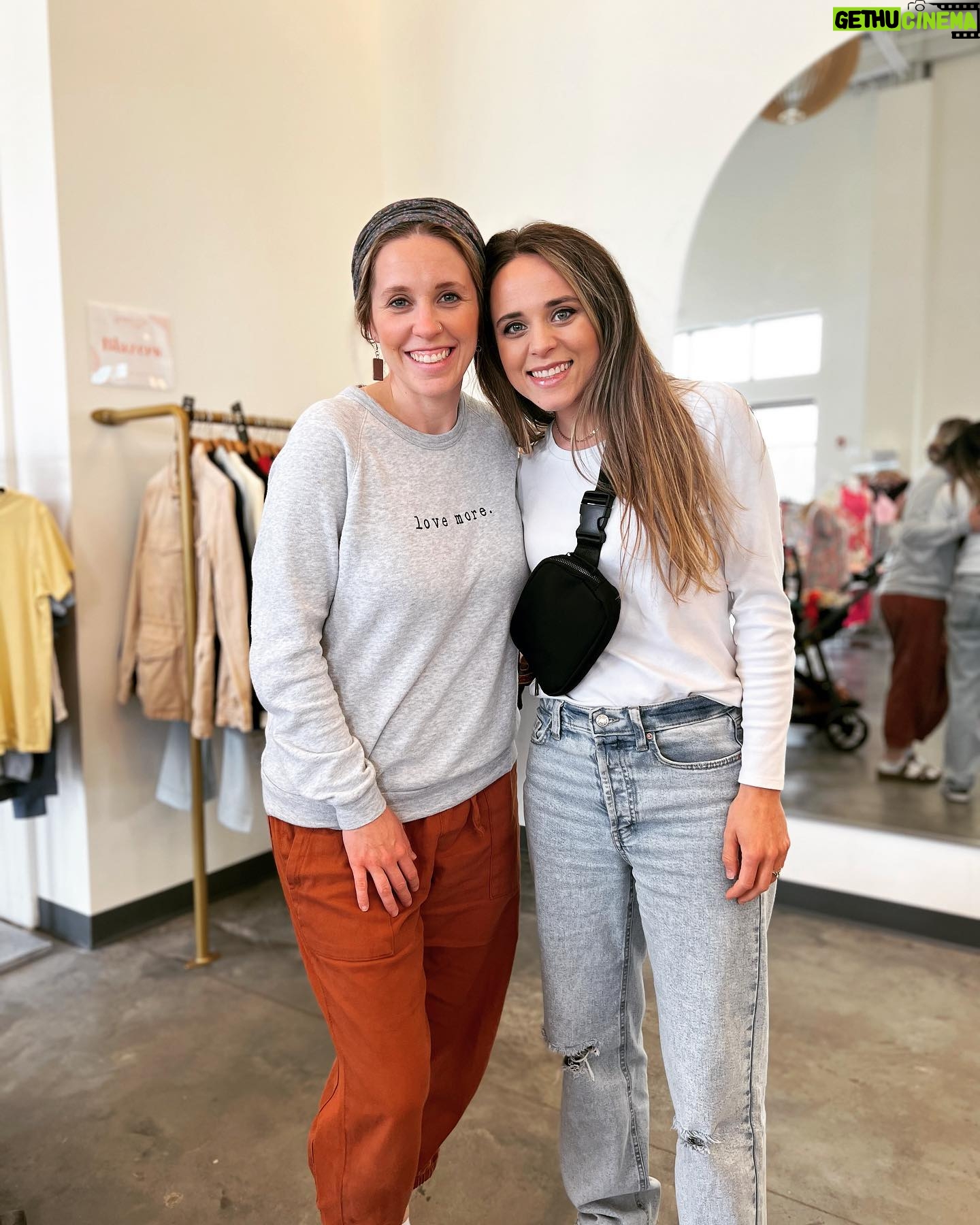 Jinger Vuolo - 133.5K Likes - We had the best time in Arkansas visiting my family. Girl time with all of my sisters and sweet mama, meeting some new nieces and nephews, eating lots of good food, and many late night conversations.