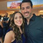 Jinger Vuolo Instagram - What an incredible evening @lionsgate for the screening of @unsungheromovie. My friend @imjoshwalsh produced it and did an excellent job! It’s so well done and such a captivating story. I loved the emphasis on prayer throughout the movie. Everyone needs to go see it! In theaters this week 🍿
