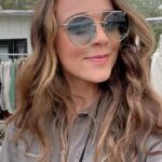 Jinger Vuolo Instagram - I went to the @carlyjeanlosangeles sale yesterday! Can’t wait to show you all what I found. If you’re in the Los Angeles area, grab yourself a ticket for their upcoming event in May. CJLA sales are such a vibe! ✨