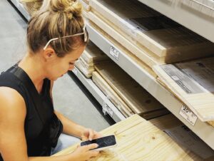Jinger Vuolo Instagram - When @janamduggar comes to town for a visit and you happen to mention your dream closet space… you end up at Lowe’s with piles of lumber. Then she knocks the projects out in less than 24 hours and even teaches me how to install the shelving as well. SO. MUCH. FUN!!! 🤩