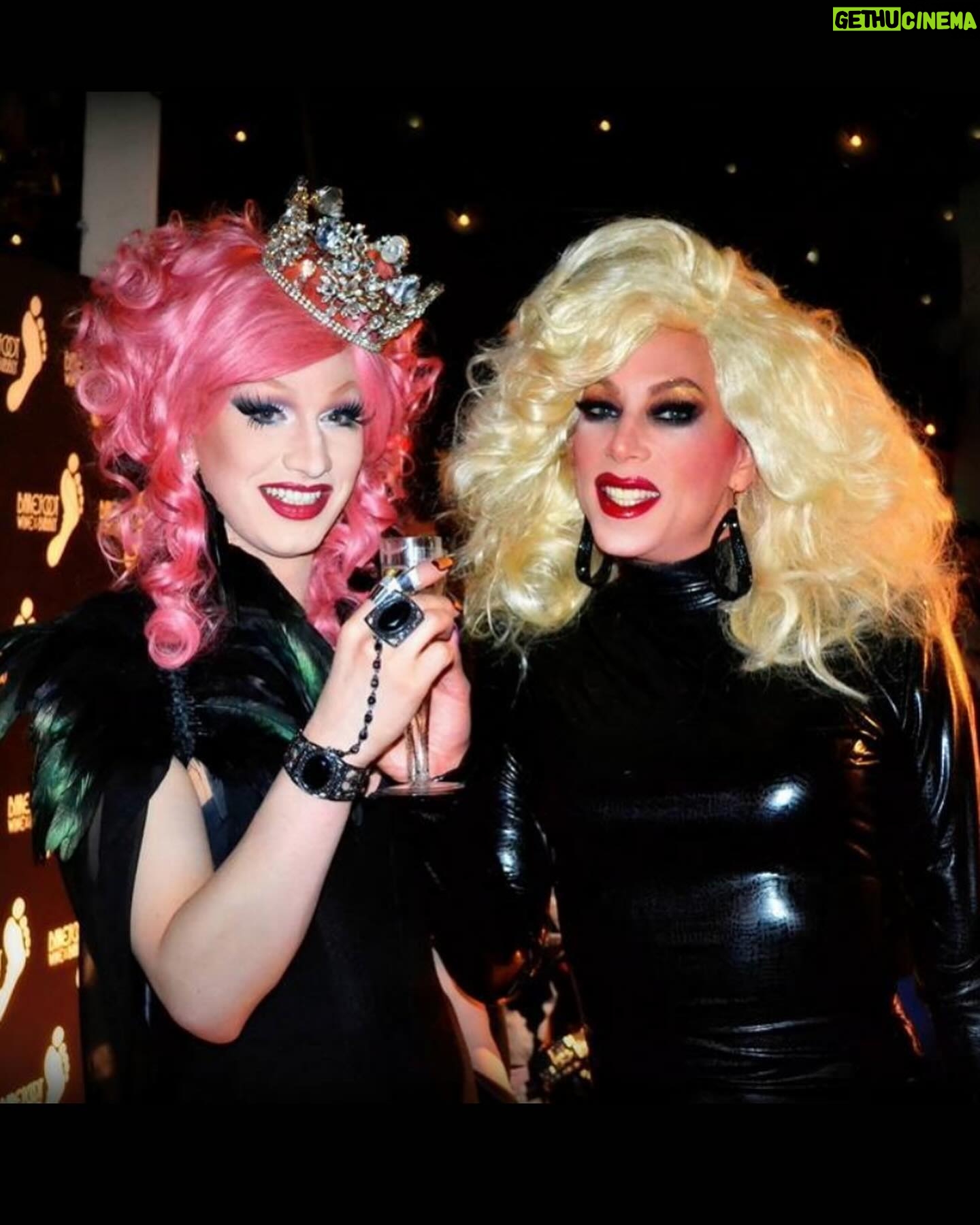 Jinkx Monsoon Instagram - My good friend Sherry Vine has been around FOREVER in the drag world and to celebrate she’s dragging herself around the world.
Catch ‘Smoke and Mirrors’ a new show celebrating a milestone birthday in the following cities:
Feb 27 - Los Angeles March 2 - NYC March 9 - Washington DC March 13 - Dublin March 15 - Oslo March 16 - Riga March 20 - London March 23 - Reykjavik March 31 - Key West May 24 - Berlin Love you mama 🖤