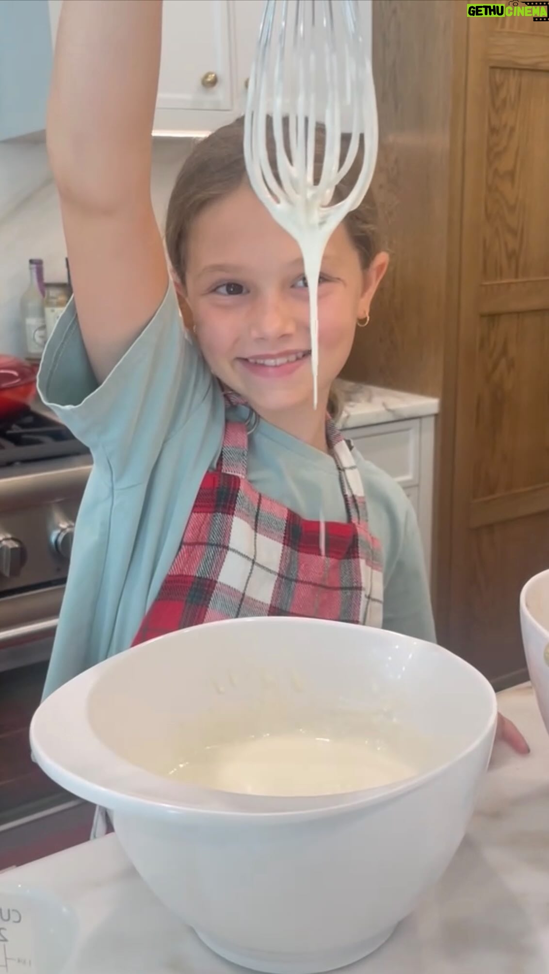 JoAnna Garcia Instagram - Some of my favorite moments are in the kitchen w/ the girls. (With @taylorswift blasting in the background!) This Easy Cake Mix Apple Cobbler from Practically Homemade was 10/10! Definitely going to be sharing the full recipe on @thehappyplace- head to my blog for more fun recipies!