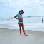 JoAnna Garcia Instagram - 💕 Girl’s Weekend 💕 1. Felt cute 2. Shadows w my favorite girls 3. Mermaids 4. Room Service…always and forever 5. Heaven 6. Asking for her ‘picture’ to be taken 7. Striking a pose for her picture 8. Synchronized Swimming 9. Milkshakes 10. Another picture request 🤣. We missed you @yourboyswish , but these girl’s weekends are just the best ❤️