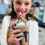 JoAnna Garcia Instagram - 💕 Girl’s Weekend 💕 1. Felt cute 2. Shadows w my favorite girls 3. Mermaids 4. Room Service…always and forever 5. Heaven 6. Asking for her ‘picture’ to be taken 7. Striking a pose for her picture 8. Synchronized Swimming 9. Milkshakes 10. Another picture request 🤣. We missed you @yourboyswish , but these girl’s weekends are just the best ❤️