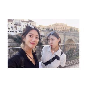 Jo Bo-ah Instagram - 👫🏻👭🏻