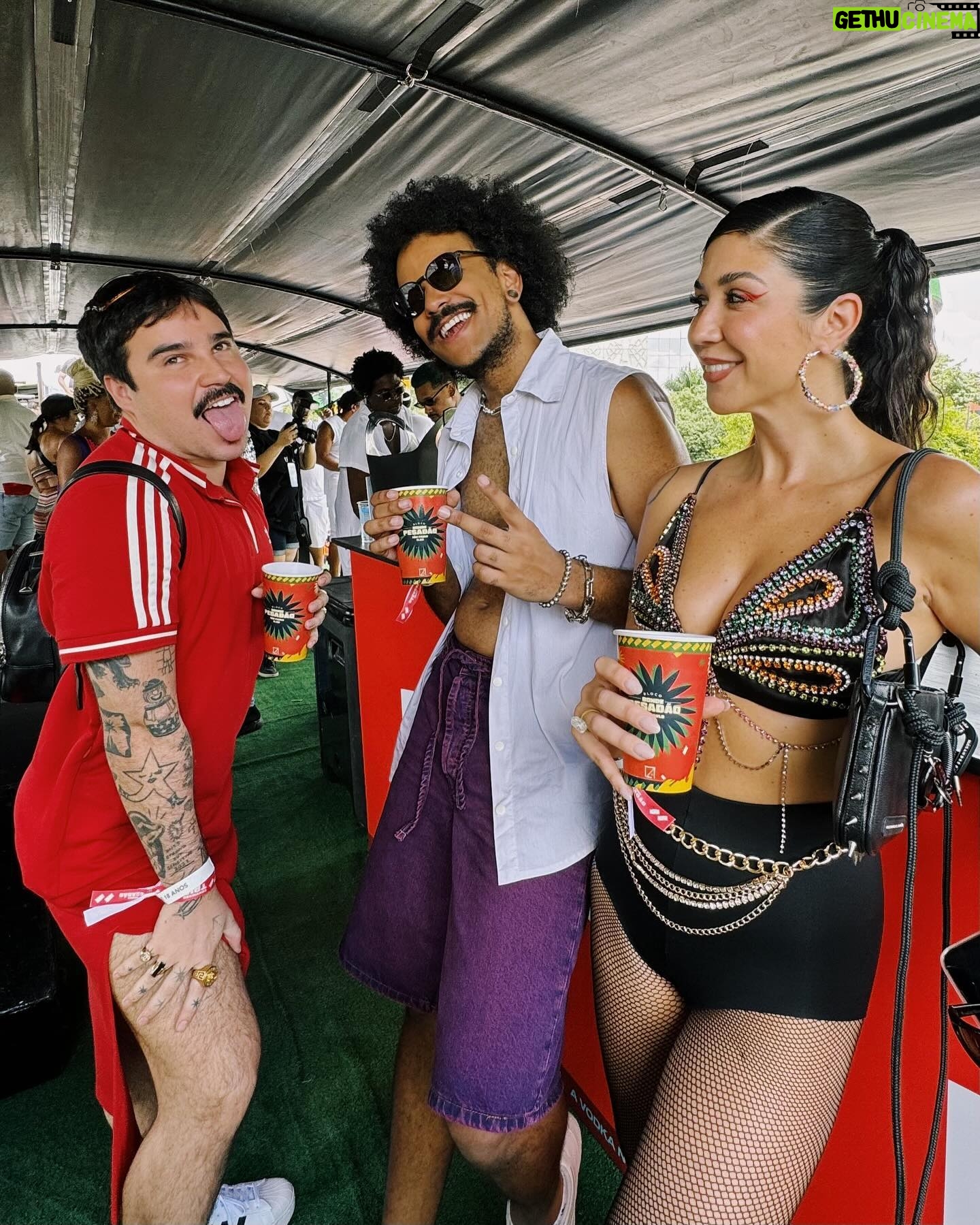 João Luiz Pedrosa Instagram - carnaval com as minhas de fé 💚