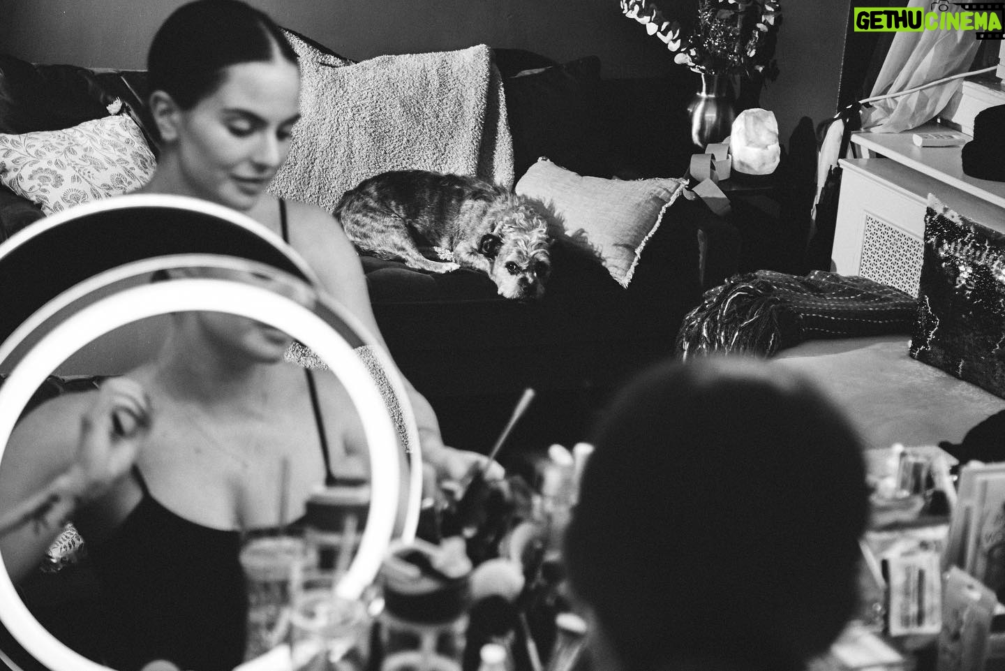 JoJo Instagram - In these NYC streets with my baby. If you know me you know Agapé. We’ve been rocking for 11 years since we met at Fur Baby Rescue, a shelter in downtown LA. She was just 6 mos old- scared of virtually everything and everyone. It was such a joy to watch her over time become so unafraid, so curious, and spirited. They say our animals and children are a reflection of us… and if that’s the case I’m very proud. From the park to the theatre to the studio to dinner & drinks on a patio… she’s always right by my side- being the good’est girl ever. Nothin’ quite like the love of a dog. The girls that get it get it. Thank you to @dario.de.leon for capturing these moments.