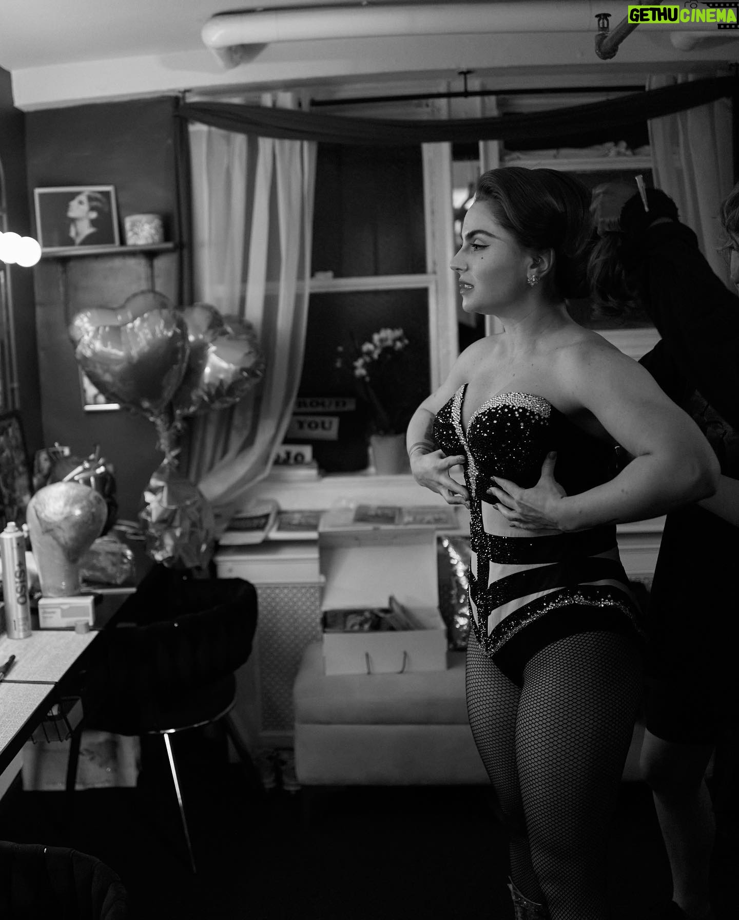 JoJo Instagram - Joanna becoming Satine, The Sparkling Diamond of The Moulin Rouge. A photo series by @jennyandersonphoto