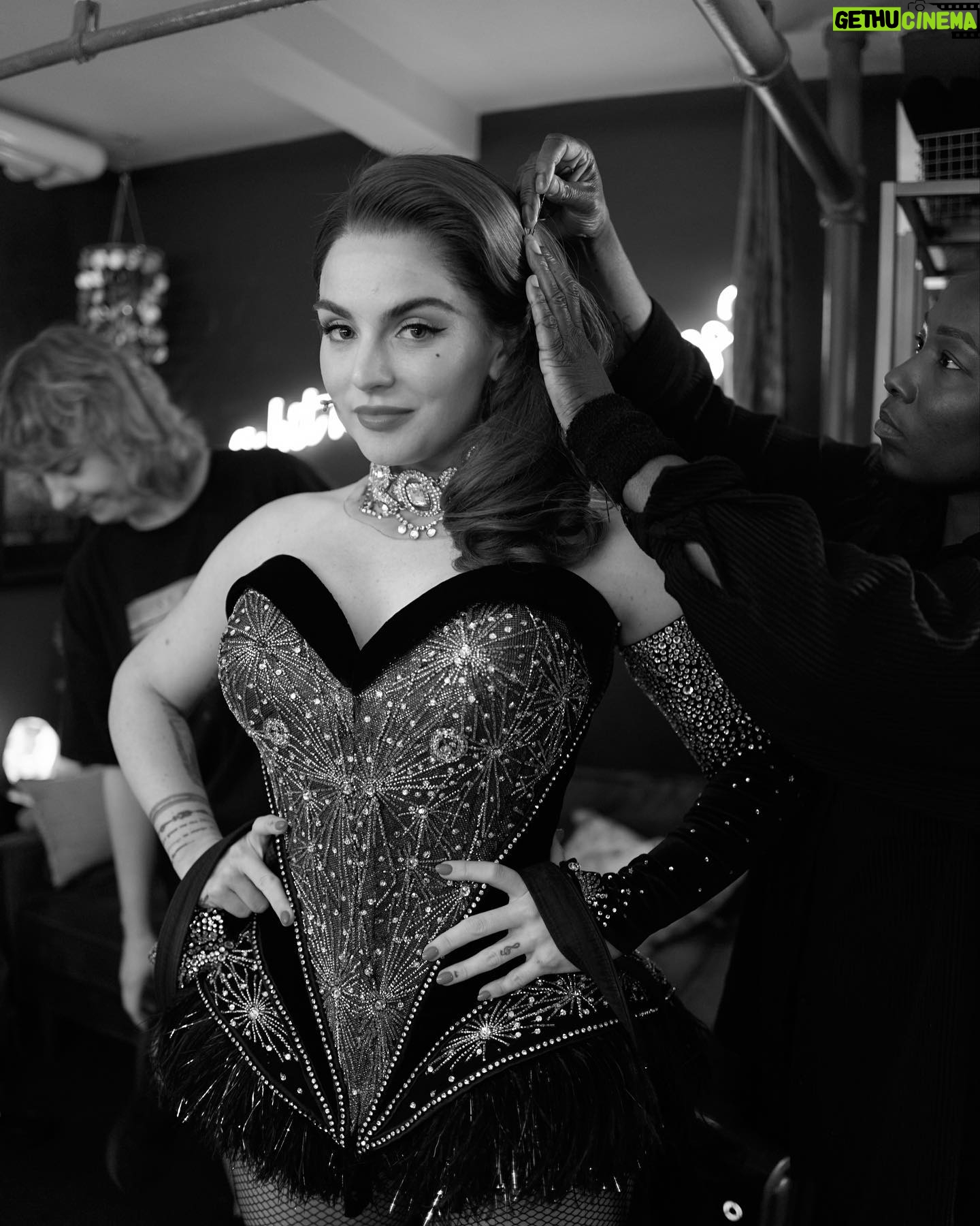 JoJo Instagram - Joanna becoming Satine, The Sparkling Diamond of The Moulin Rouge. A photo series by @jennyandersonphoto