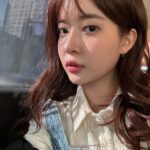 Jo Soo-min Instagram - 가습기를 달고 사는 요즘🌬️