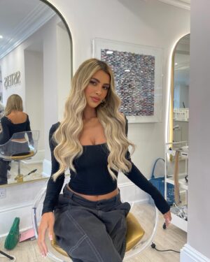 Joanna Chimonides Instagram - New hair day.. & she’s a happy girl 🥹💫🫶🏻