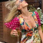 Jodie Comer Instagram – BAFTA is looking a little different this year…. 
I’ve swapped the Royal Festival Hall for a BBQ in the back garden!! Shout out to the legend General Manager at Liverpool Parcelforce who hand delivered this beautiful @duroolowu dress to me this morning. After saying I was going to wear my pyjamas to this year’s BAFTAs I nearly got what I wished for! And thanks to @noblepanacea for the glow. Congratulations to all the nominees, let’s dance! 💃🏻