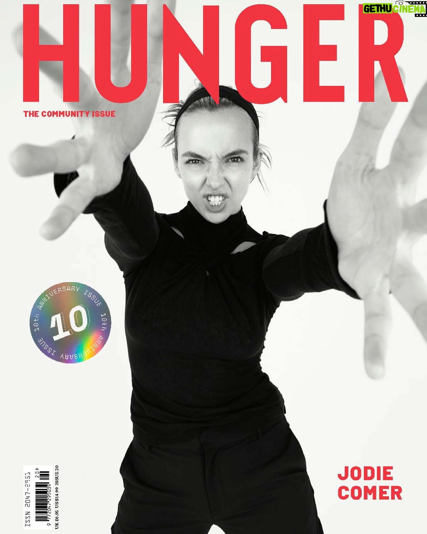 Jodie Comer Instagram - Happy 10th birthday @hungermagazine! I’m thrilled to be one of your covers in celebration. I’ve wanted to go back to the 90s since I left them and was lucky enough to be surrounded by the best people to take me back there. Such a fun day completed with a lovely chat (interview) with my bro Stephen Graham. Preview: (Foreheads are in this season) Credits: Photographer @rankinarchive Stylist @karen_binnszzzz Hair Stylist @sammcknight1 Makeup Artist @thevalgarland Nails @rebeccajadewilson_nails Writer @vanitajames @jasminavicoskin @vrwpublicity ❤️
