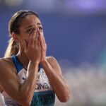 Jodie Comer Instagram - World champion right there!!!!!!! We couldn’t be prouder of you @johnsonthompson. Your hard work and dedication shows no limits. Soak it all up. You’re the best... it’s actually official. (always has been)! X 👑