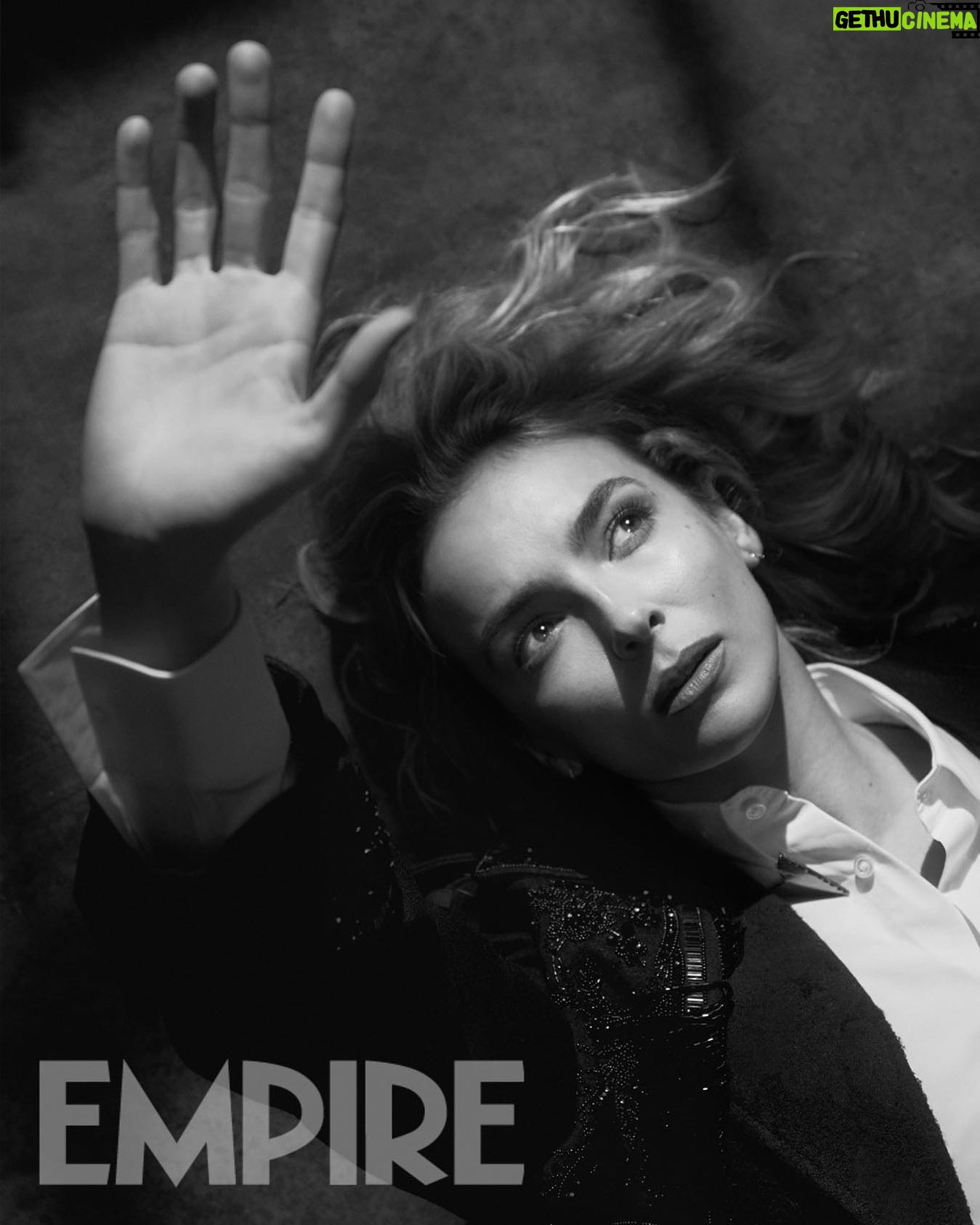 Jodie Comer Instagram - Talking all things #TheEndWeStartFrom with @mrgodfrey for @empiremagazine Styling by @luke_jefferson_day, assisted by @zac_sunman. Hair by @sammcknight1, assisted by @ryansteedmanhair. Makeup by @babskymakeup. Nails by Amy Hide. Set dressing by @propped_up_ltd. Creative director @neonmessiah. Photography director @joannamoran. Photographed by @amandafordycephoto