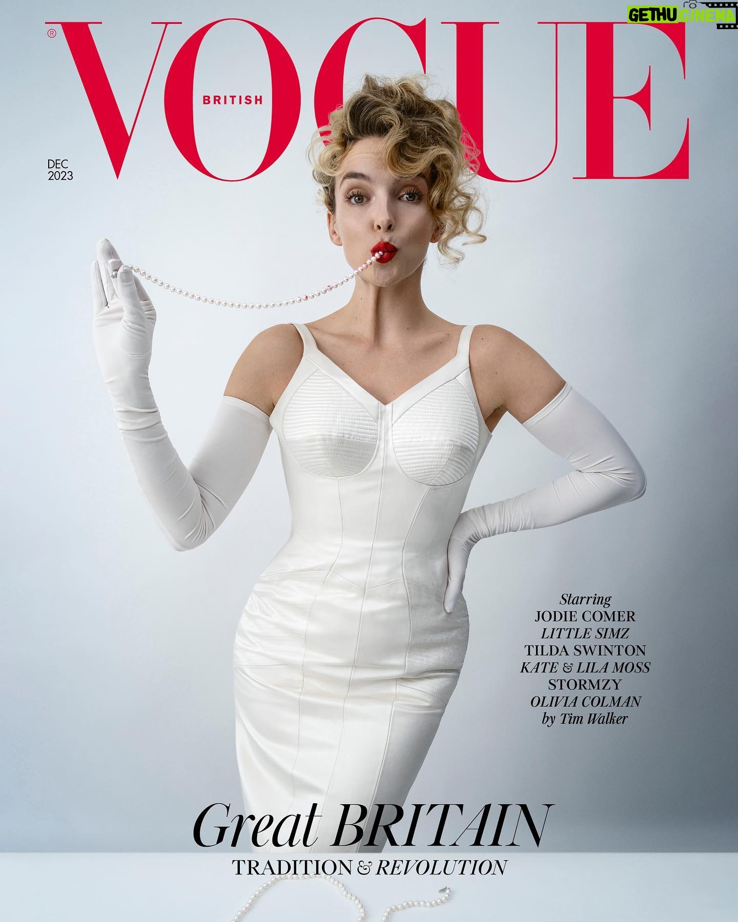 Jodie Comer Instagram - Thank you @edward_enninful & @britishvogue. What glorious company. ❤️ #JodieComer photographed by #TimWalker and styled by @Edward_Enninful, with hair by @1MalcolmEdwards, make-up by @SamBryantMakeup, nails by @TrishLomax, set design by @MigsBento and production by @Zoe_Wassall at @GreatSouthernProductions. @RichardQuinn (dress) and @Coleman_Douglas_Pearls (necklace). @vrwpublicity