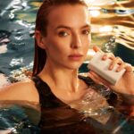 Jodie Comer Instagram – Dive into irresistible skin with Noble Panacea’s The Absolute Nourishing Lift Oil. Experience hydrated and moisturized skin. 

#NoblePanacea #ThinkBeautifully