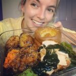Jodie Comer Instagram - All the emotions...Nothing gets in the way of me and my mums roast, not even Sunday’s on set. I love you mum... and Brian for the safe delivery. #jammycow
