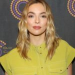 Jodie Comer Instagram - Thank you to the Outer Critics Circle! 📸 The one and only @bruglikas @broadwaybruce_