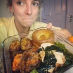 Jodie Comer Instagram - All the emotions...Nothing gets in the way of me and my mums roast, not even Sunday’s on set. I love you mum... and Brian for the safe delivery. #jammycow
