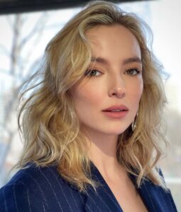 Jodie Comer Instagram - Hiya! It’s been a while. 🙋🏼‍♀️