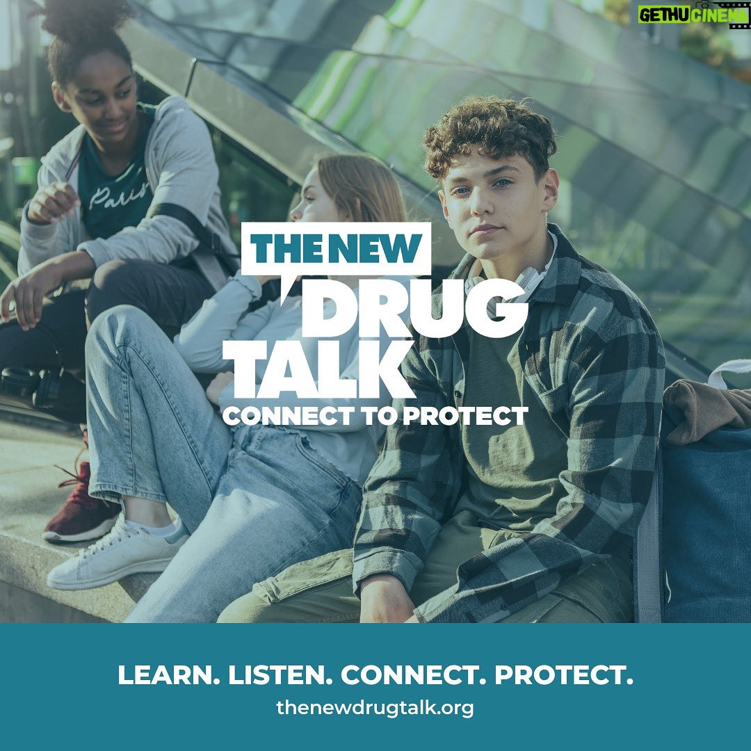 Jodie Sweetin Instagram - Our kids face a drug landscape that is more dangerous than ever, as potent chemicals like fentanyl are used to make counterfeit pills and other drugs that young people can find online, on campus or on the block. At a time when many are struggling with stress and anxiety, self-medication and experimentation can result in tragedy, even the first, second or third time. To help them stay safe, parents and caregivers need to talk to our kids about drug use and mental wellness in new ways. This can be an uncomfortable topic, but it is one we can no longer avoid. It’s time to have The New Drug Talk, and now there is a place to go for tools and advice on how to get started. “The New Drug Talk: Connect to Protect” is an online resource hub developed by the nonprofit @song4charlie, in partnership with the California Department of Healthcare Services, that is packed with videos, talking points, and supportive tips to help parents and caregivers get comfortable connecting with their kids and discussing these critical issues. Learn more at thenewdrugtalk.com #ConnectToProtect #TheNewDrugTalk #JustSayKnow #SongforCharlie