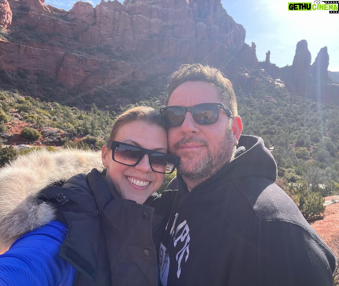 Jodie Sweetin Instagram - Last weekends road trip photos. Went to the desert for some peace in Sedona, it was stunning. Stayed in a really great spot @bohobasecamp near Jerome. Saw family. Read books. Found quiet. Napped by creeks. Reconnected. Unplugged.