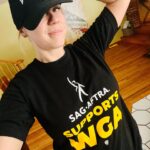 Jodie Sweetin Instagram – Out there today (and however many more days it takes) supporting our @writersguildwest sister union in solidarity ❤️❤️

#unionstrong #solidarity #wgastrike
