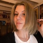 Jodie Sweetin Instagram - Off to 90’s Con! I hear this is gonna be a fun weekend! Looking forward to meeting some fans out in Hartford Connecticut!! And oh yeah… i got a hair cut ❤️❤️ I am LOVING IT! Thank you @annamariaorzano for always making me (and my hair) feel fabulous! Also… thank you to @alfred coffee for the reminder about first things first. Coffee first… then we deal with the rest.