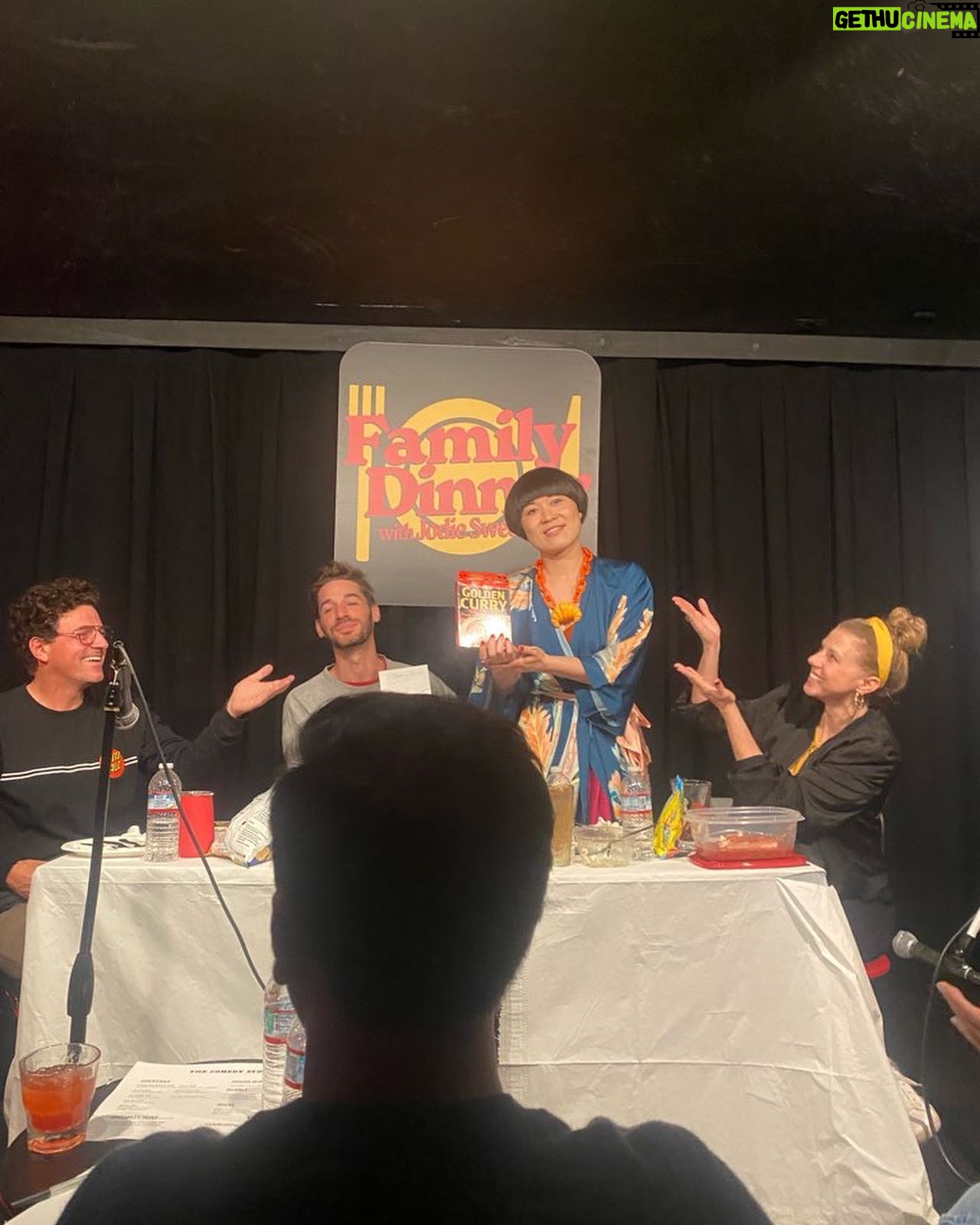Jodie Sweetin Instagram - A HUGE thank you to an awesome group of friends that I get the pleasure of creating ridiculous stuff with!! Couldn’t have done the #familydinner show at @thecomedystore last night without them!! (And to say I was HONORED to do a first show at @thecomedystore in The Belly Room is an understatement. Bucket list item.) @gjbaron @soldier_wolfe @sabrinasee We started this a while back… but I think we all realize now… it was meant to happen exactly the way it did. Thank you for your hustle and for trusting me to take ideas and run with them, haha! To the FABULOUS comics who joined me for the inaugural show… THANK YOU!!! Seriously honored to have such talented friends as @chris_fairbanks @atsukocomedy and @the_danielwebb show up and just have fun! And to @thegiamonster @orianasguitar THANK YOU for all your help!! You fucking rock. (But you know that) And to my Husband ❤️ and friends that came out to support (and the couple who bought tix, but got sick!), you are the BEST!! @mescalito70 @theceliabehar @jlsuiter69 @bowerscomedy @justinemachine1 @rothmanandres @pmustari @kathleenbonsall @emilyburzynski And 📸 credit goes to the Dope AF @jase_salter for capturing the craziness! (Even in really poor lit red hallways, haha) We really put the fun(ny) in Dysfunctional last night!! More #familydinner in the future! (Also… the last time I was in The Belly Room was for a tribute to @bobsaget Small, intimate, just friends. I carried him with me last night for sure ❤️)