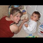 Jodie Sweetin Instagram - 15!!! How is my Zoie 15 today?! Zo, you have grown into such an INCREDIBLE young person, I am beyond proud of you. Your heart, your hard work, your sense of humor… you are such a bright light in so many ways. I love our chats together, catching up on drama, haha. I’m so proud of you Zo… and I’m so happy to be your mom ❤️❤️❤️ Happy 15th Birthday!!! Love you to the moon and back!!