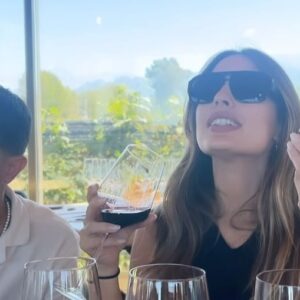 Johanna Francella Instagram - mendoza, un grupazo y viniiiito ❤️