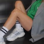 Johanna Francella Instagram - ✩ 2000s para todo ✩ #creadoconadidas #adidasRunning2000 #Ozmillen @adidasar @gridargentina