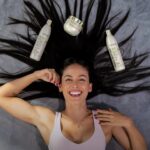 Johanna Solano Instagram - Como saben hace un tiempo decidí cuidar mi cabello con los productos Kativa! 😍 ¿Por qué la elegí? Porque Kativa Luxury viene regenerado, con fórmulas 100% veganas, libres de crueldad animal, que nutren el cabello de manera completamente natural! 🌱 Mi estilo de vida lamentablemente deshidrata mi cabello: el sol, el polvo, el cloro de la piscina, la contaminación, etc… pero esta línea de Shea Butter es justamente especial para restablecer el brillo del cabello y nutrirlo! 😍 Además previene la rotura del cabello y reconstruye la hebra. Lo amo! @kativacostarica #CrueltyFree #LibreDeCrueldadAnimal #Vegan #KativaCostaRica #KativaLuxury