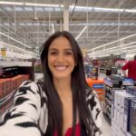 Johanna Solano Instagram - ¡Hoy anduve de buena suerte! 😝 Presentando la factura de mis compras en @walmartcr tuve un único intento de girar la tómbola de Premios Black y de una me salió el sartén eléctrico 🤣🤣🤣🤣 Seguí las redes de @walmartcr para enterarte de todas las novedades de Walmart. 🙌🏽 ¡Que la suerte te acompañe! 🤣