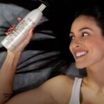 Johanna Solano Instagram - Como saben hace un tiempo decidí cuidar mi cabello con los productos Kativa! 😍 ¿Por qué la elegí? Porque Kativa Luxury viene regenerado, con fórmulas 100% veganas, libres de crueldad animal, que nutren el cabello de manera completamente natural! 🌱 Mi estilo de vida lamentablemente deshidrata mi cabello: el sol, el polvo, el cloro de la piscina, la contaminación, etc… pero esta línea de Shea Butter es justamente especial para restablecer el brillo del cabello y nutrirlo! 😍 Además previene la rotura del cabello y reconstruye la hebra. Lo amo! @kativacostarica #CrueltyFree #LibreDeCrueldadAnimal #Vegan #KativaCostaRica #KativaLuxury