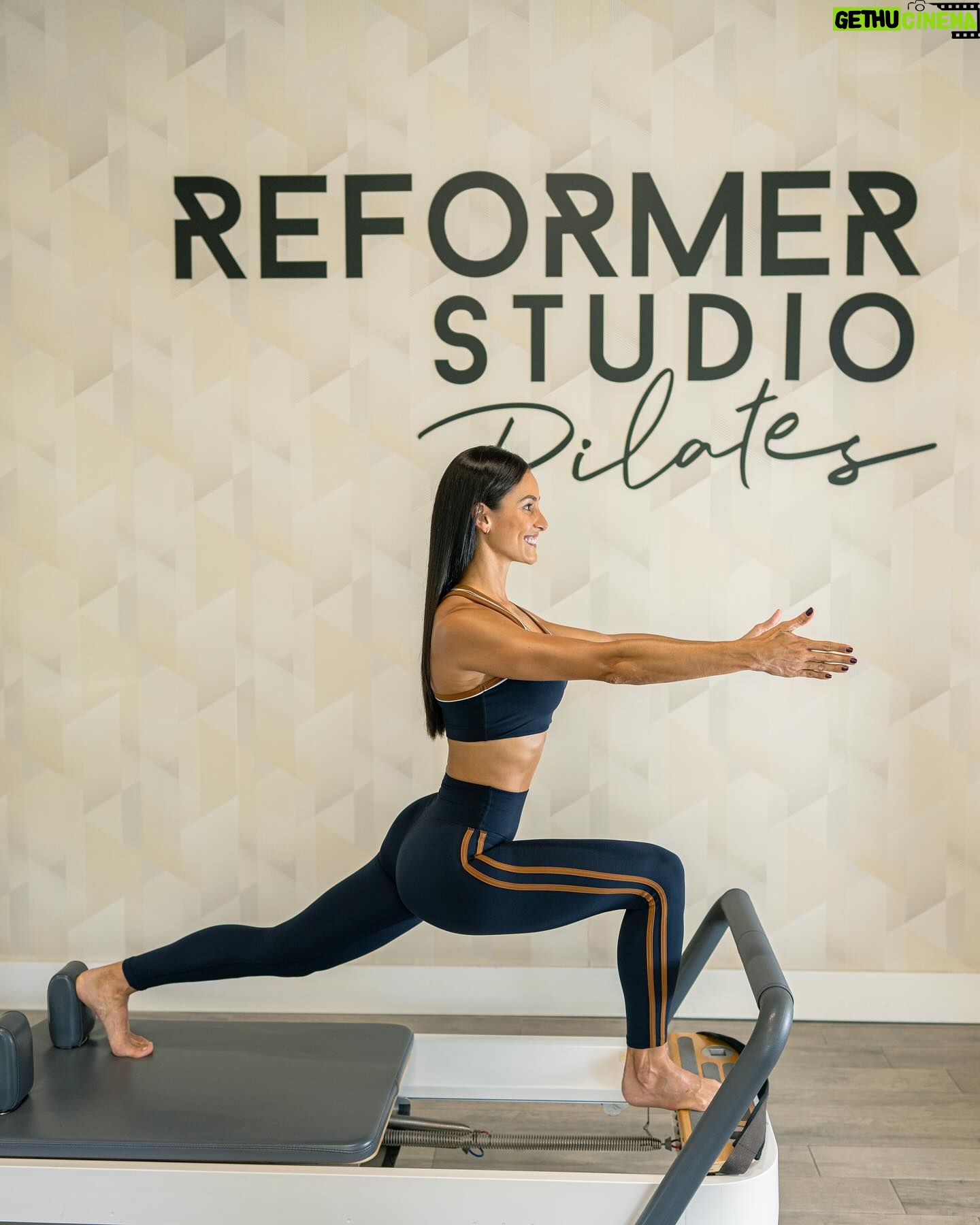 Johanna Solano - 15.6K Likes - Sí o no cuando usamos algo que nos gusta se nota?? 🤩 Esta semana visité @reformerstudiocr que está ubicado en Eco Plaza Villarreal y descubrí @h1.activewear!! 😍 Tienen a la venta ropa de reconocidas marcas como Beyond Yoga, Splits59, Varley entre otras!!! Soy faaaaaaan!!! 🙌🏽🙌🏽🙌🏽