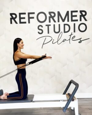 Johanna Solano Instagram - Sí o no cuando usamos algo que nos gusta se nota?? 🤩 Esta semana visité @reformerstudiocr que está ubicado en Eco Plaza Villarreal y descubrí @h1.activewear!! 😍 Tienen a la venta ropa de reconocidas marcas como Beyond Yoga, Splits59, Varley entre otras!!! Soy faaaaaaan!!! 🙌🏽🙌🏽🙌🏽